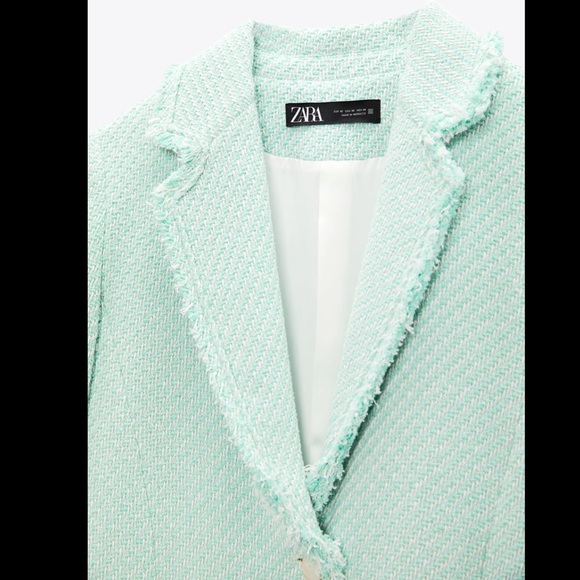Zara Green & White Frayed Detail Structure Coat - Picture 3 of 5